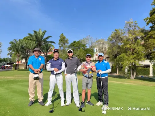 Golfers Engage in Playful Kung Fu Fight – AI Generated Video | Hailuo AI