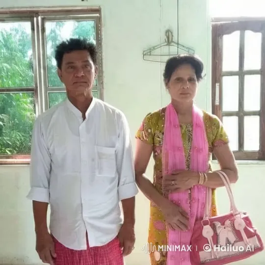 Traditional Attired Couple Engages in Intense Martial Arts Battle – AI Generated Video | Hailuo AI