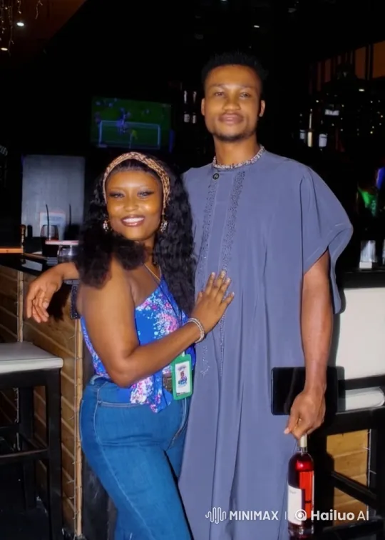 Traditional Attire and Kunfu in a Bar Setting – AI Generated Video | Hailuo AI