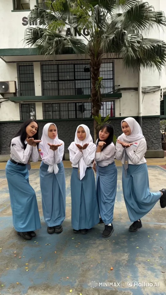 Female Students Perform Synchronized Kung Fu in Schoolyard – AI Generated Video | Hailuo AI