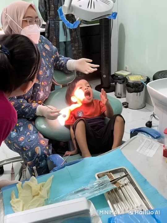Child Practicing Kungfu in Dentist's Office with Nurse – AI Generated Video | Hailuo AI