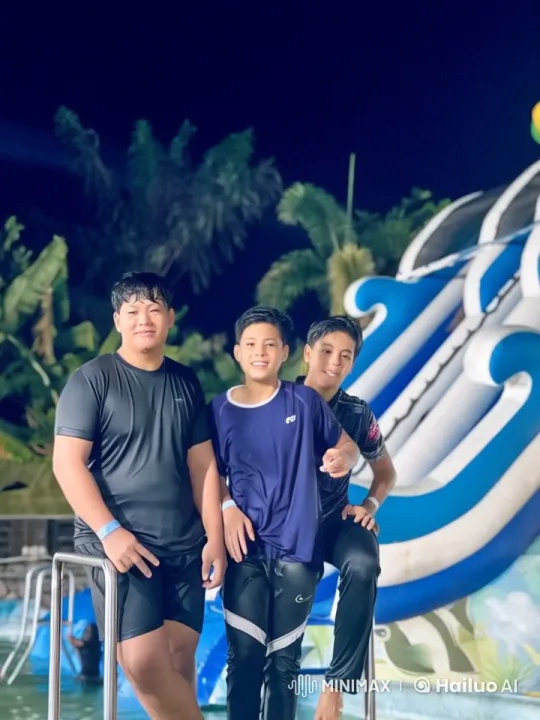 Nighttime Kungfu Fight at Waterpark in Live2D Animation – AI Generated Video | Hailuo AI