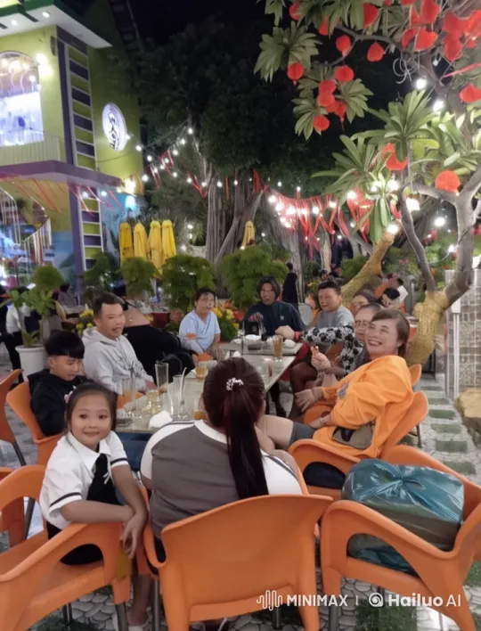 Vibrant Night Dining with Animated Kungfu Performance – AI Generated Video | Hailuo AI
