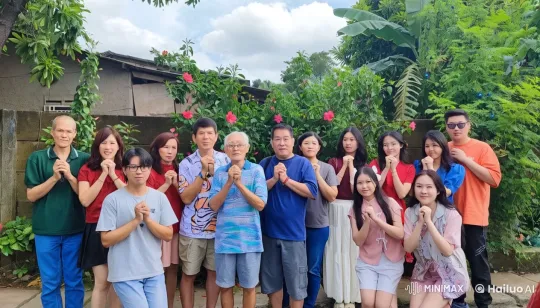 Traditional Chinese Kung Fu Performance in Garden Setting – AI Generated Video | Hailuo AI