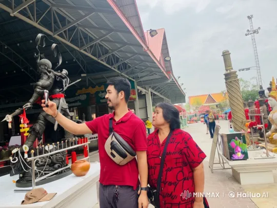 Animated Martial Arts Statue Showcases Techniques in Outdoor Pavilion – AI Generated Video | Hailuo AI