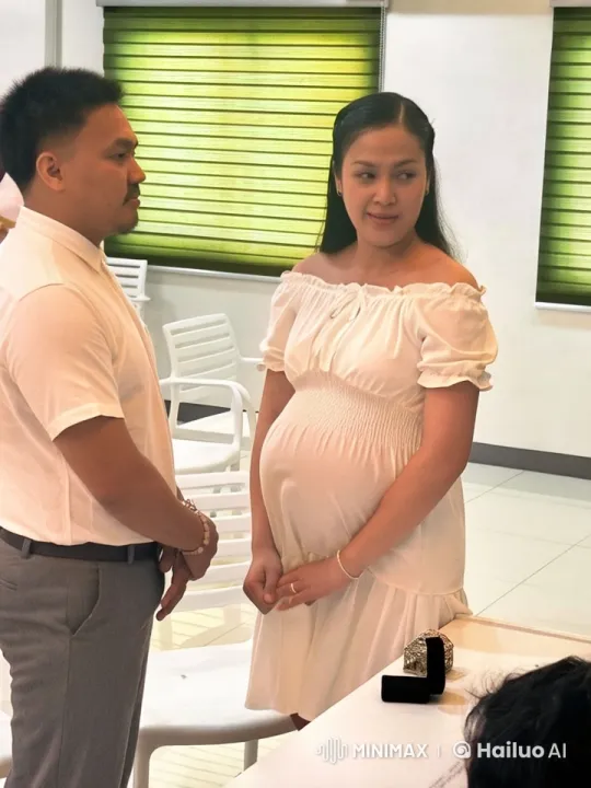 Pregnant Woman and Man Engage in Intense Kung Fu Battle – AI Generated Video | Hailuo AI
