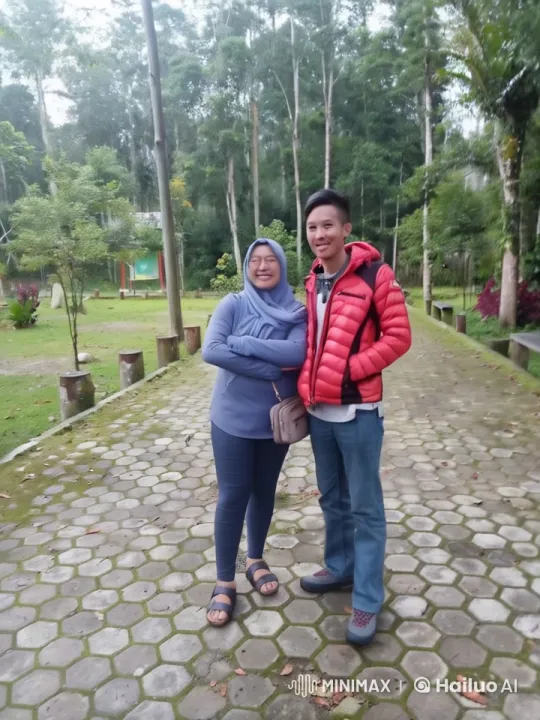 Live2D Animated Kung Fu Duo in Peaceful Outdoor Setting – AI Generated Video | Hailuo AI