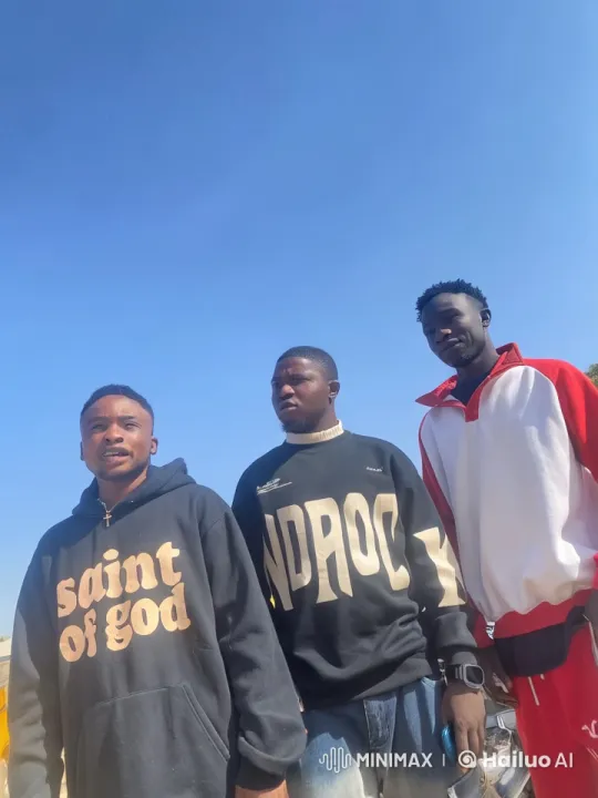 Streetwear-Clad Young Men Perform Skilled Kung Fu – AI Generated Video | Hailuo AI