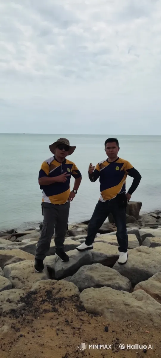 Kungfu Masters Showcase Skills on Rocky Shoreline – AI Generated Video | Hailuo AI