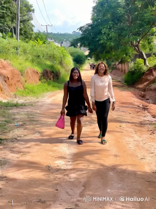 Women's Intense Kung Fu Duel in Lush Countryside – AI Generated Video | Hailuo AI