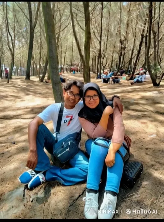 Couple in Woods Discussing with Animated Background – AI Generated Video | Hailuo AI