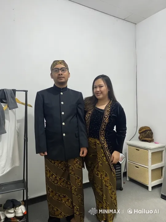 Traditional Attire Meets Modern Kung Fu in Live2D Animation – AI Generated Video | Hailuo AI