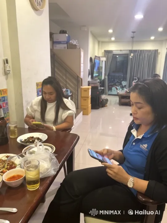 Martial Arts Showdown in Cluttered Living Room – AI Generated Video | Hailuo AI