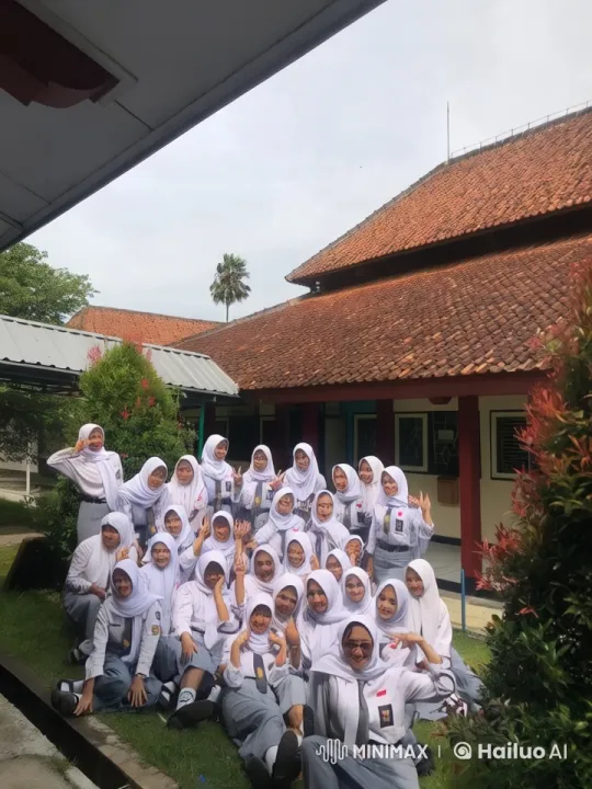 High School Students Posed in Cheerful Kungfu Stances – AI Generated Video | Hailuo AI