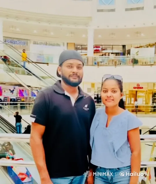 Live2D Kung Fu Battle in Shopping Mall Setting – AI Generated Video | Hailuo AI
