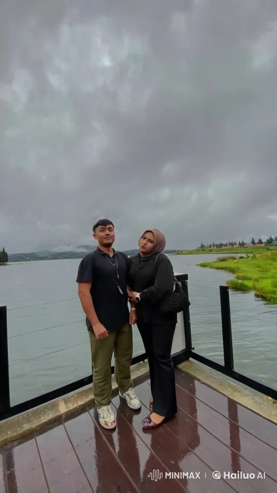 Couple Transforms into Kung Fu Fighters in Live2D Animated Scene – AI Generated Video | Hailuo AI