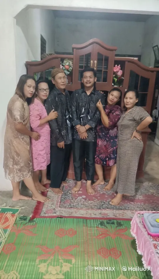 Colorful Group Performs Synchronized Kungfu in Cozy Living Room – AI Generated Video | Hailuo AI