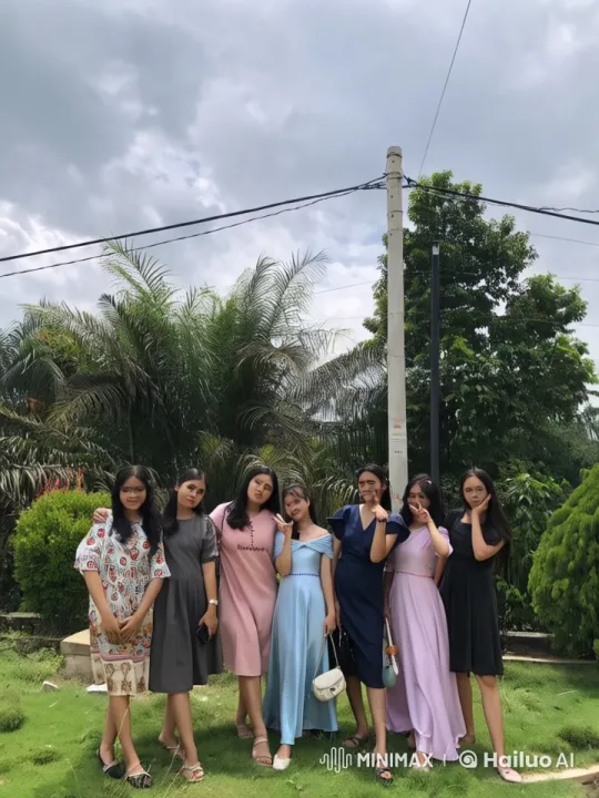 Seven Women Perform Dynamic Kung Fu in Garden Setting – AI Generated Video | Hailuo AI