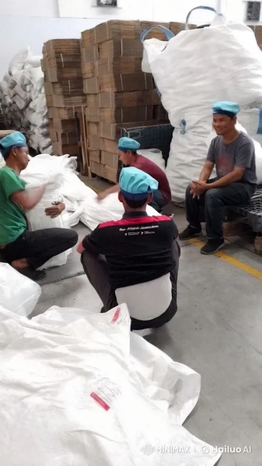 Four Individuals Engage in Dragon Snake Kung Fu Fight in Warehouse – AI Generated Video | Hailuo AI