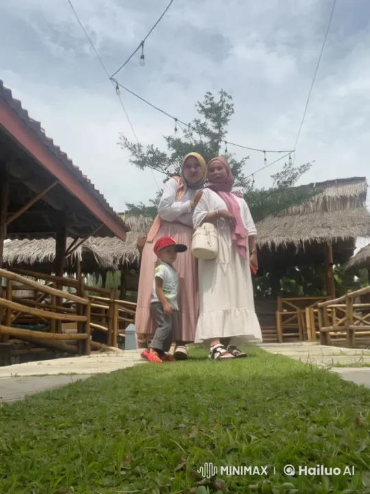 Live2D Animated Video: Synchronized Kung-Fu in Rustic Setting – AI Generated Video | Hailuo AI