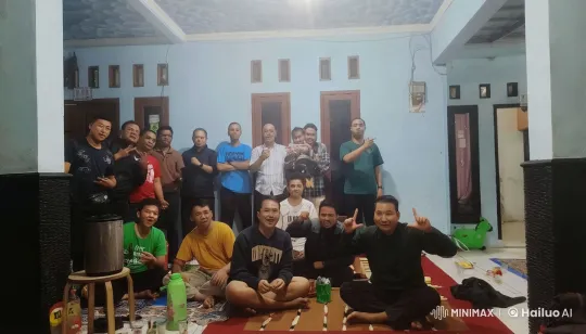 Live2D Video: Dynamic Kungfu Action in Well-Lit Room – AI Generated Video | Hailuo AI