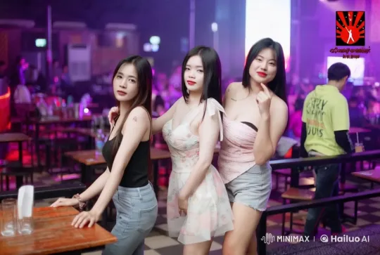 Dynamic Kung Fu Battle in a Club Setting – AI Generated Video | Hailuo AI
