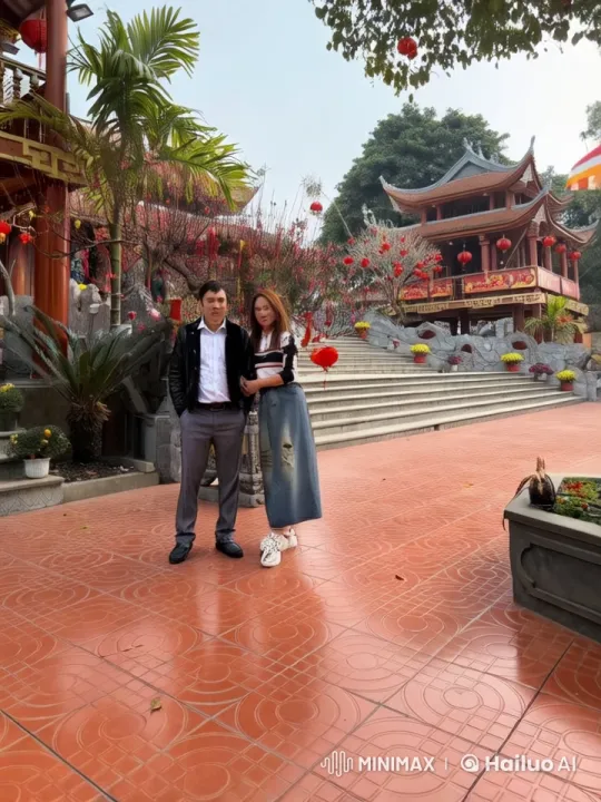 Live2D Animated Fight Sequence in Ornate Temple Setting – AI Generated Video | Hailuo AI