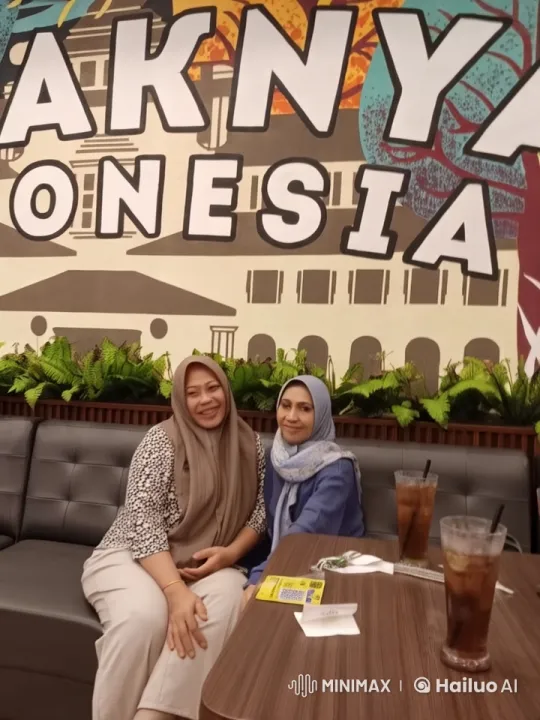 Women Practice Kung Fu in Cozy Café with Mural – AI Generated Video | Hailuo AI
