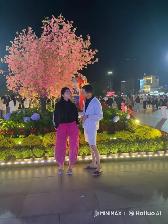 Vibrant Night Duel: Kung Fu Masters Under the Lights – AI Generated Video | Hailuo AI