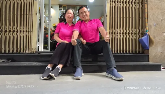 Couple Showcases Martial Arts Skills in Live2D Animation – AI Generated Video | Hailuo AI