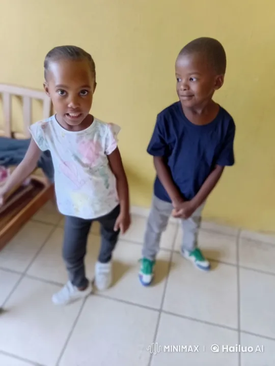 Children Practicing Playful Kung Fu in Animated Live2D Video – AI Generated Video | Hailuo AI