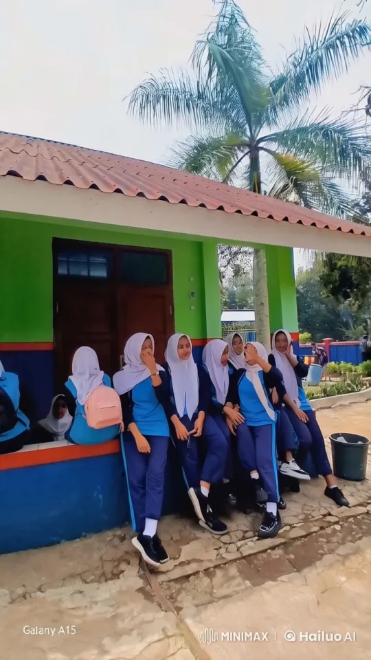 Students Practice Kungfu on Bench with Palm Tree – AI Generated Video | Hailuo AI