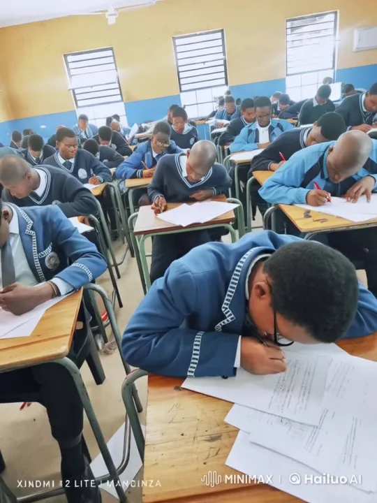 Students Rush to Exit Classroom in Panic – AI Generated Video | Hailuo AI