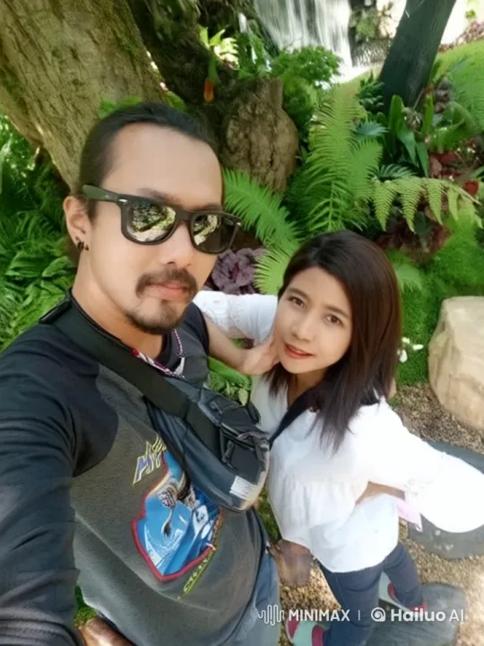 Intense Kung Fu Fight in a Lush Garden Setting – AI Generated Video | Hailuo AI