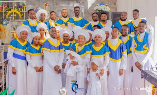 Kungfu Fighters in Church: Traditional Skills Meets Sacred Space – AI Generated Video | Hailuo AI
