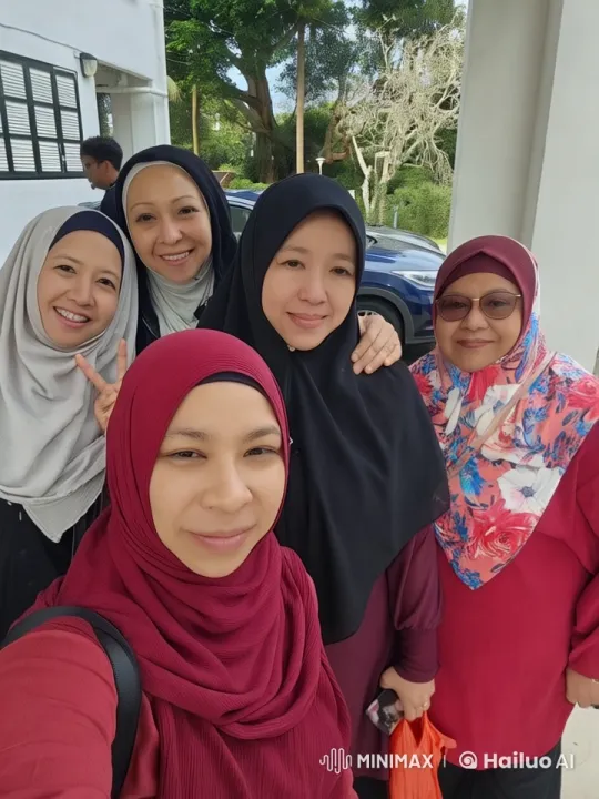 Five Women Joyfully Dance in Colorful Hijabs – AI Generated Video | Hailuo AI