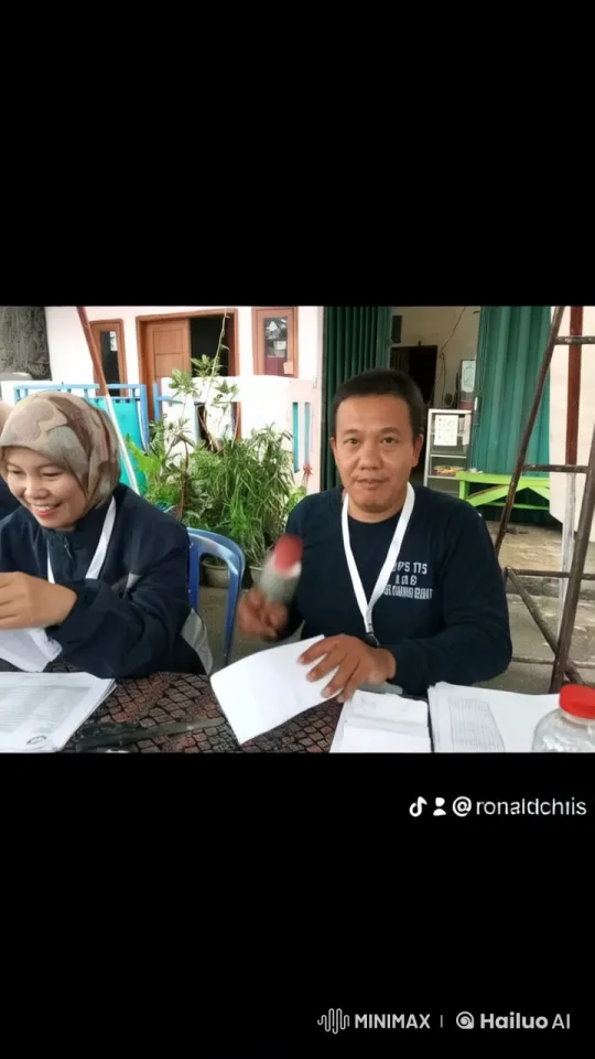 Live2D Rendered Office Scene with Two People Working – AI Generated Video | Hailuo AI