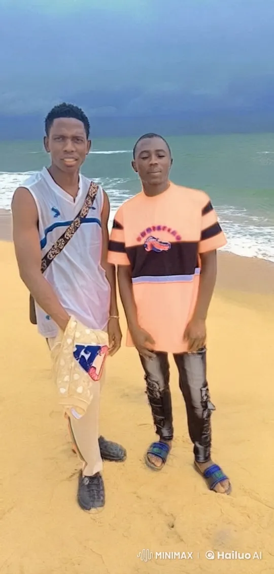 Kung Fu Sparring Session on the Beach – AI Generated Video | Hailuo AI