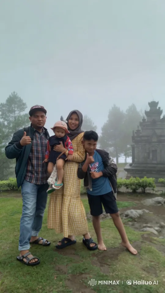 Animated Family Poses in Front of Ancient Monument – AI Generated Video | Hailuo AI