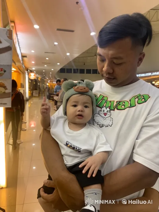 Child Performing Kung Fu in Shopping Mall Live2D Animation – AI Generated Video | Hailuo AI