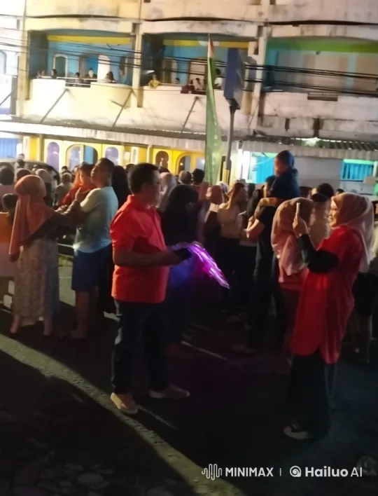 Kungfu Masters in Festive Street Fight - Live2D Animation – AI Generated Video | Hailuo AI