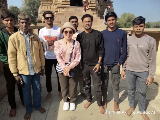 Group Shares Intimate Moments by Ancient Temple in Live2D Animation – AI Generated Video | Hailuo AI