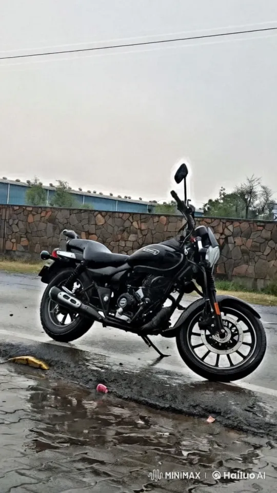 Motorcycle Transforms into Robot on Wet Pavement – AI Generated Video | Hailuo AI