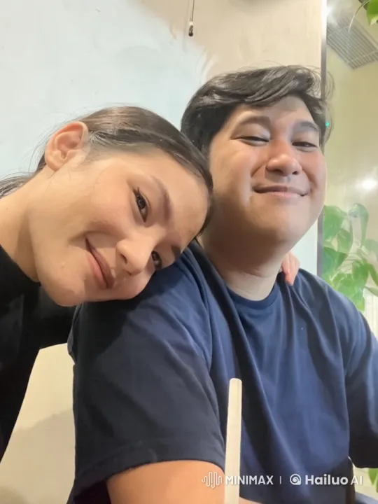 Cozy Café: Intimate Moment Captured in Live2D – AI Generated Video | Hailuo AI