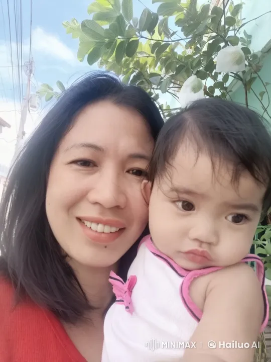 Mother and Child's Joyful Moment in Nature – AI Generated Video | Hailuo AI
