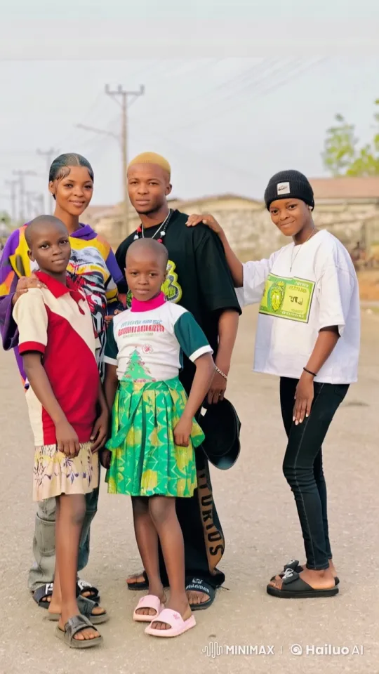 Casual Group Stands Together in Animated Street Scene – AI Generated Video | Hailuo AI