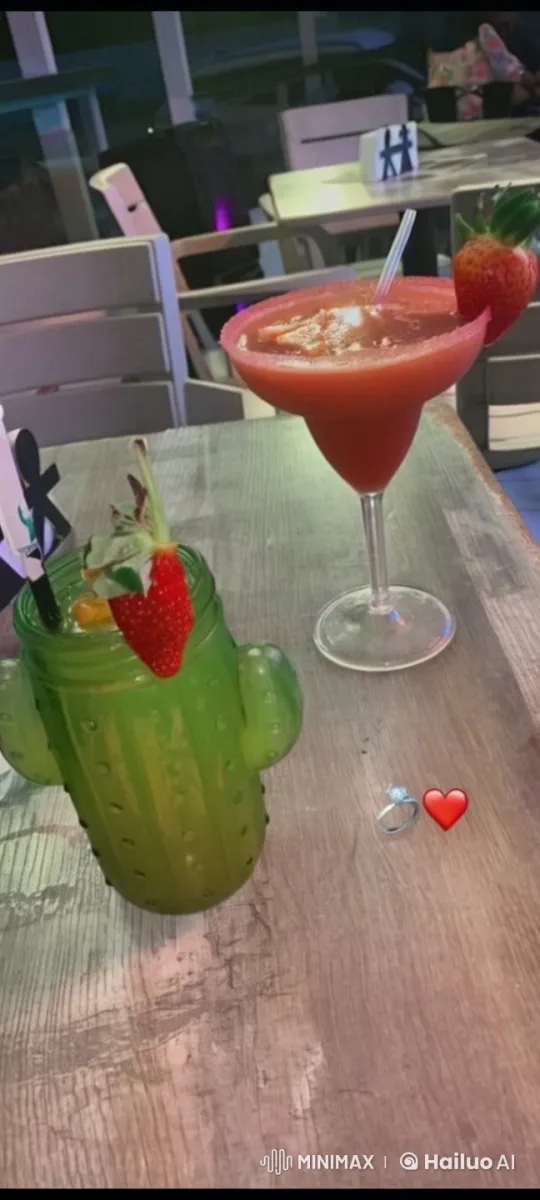 Vibrant Drinks & Playful Atmosphere in Live2D Animation – AI Generated Video | Hailuo AI