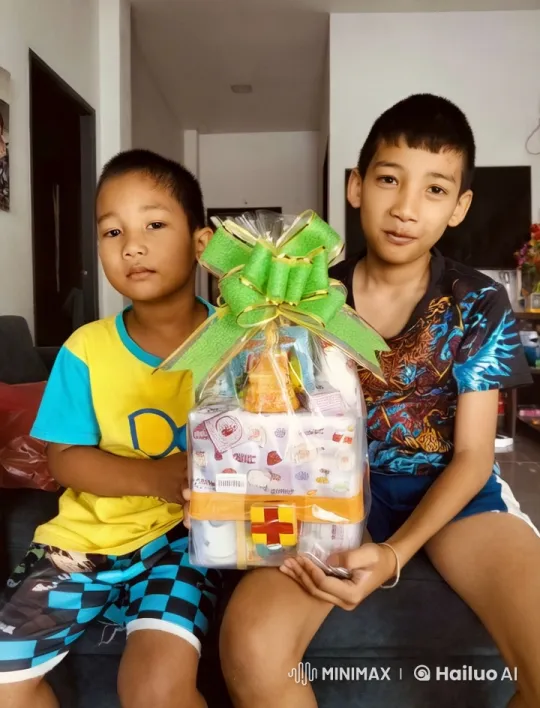 Boys Display Martial Arts Skills with Gift Basket – AI Generated Video | Hailuo AI
