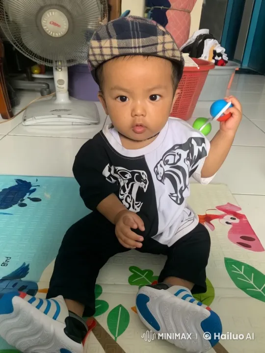 Child Practicing Kung Fu on Play Mat – AI Generated Video | Hailuo AI