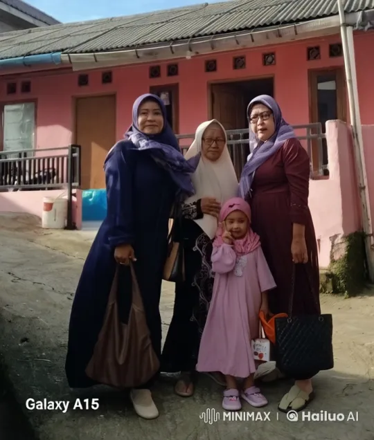 Live2D Animation Showcases Flying Silat in Peaceful Outdoor Scene – AI Generated Video | Hailuo AI